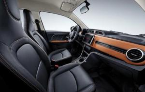 高續(xù)航版電咖EV10亮相北京車展 里程升級可達320公里