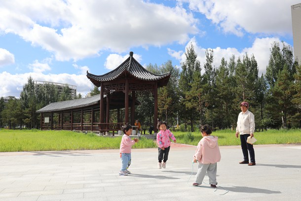 雁寶能源援建工程“點亮”居民幸福生活