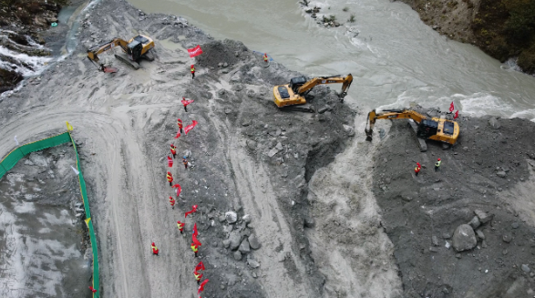 尼泊爾馬楠馬相迪水電站成功實(shí)現(xiàn)導(dǎo)截流